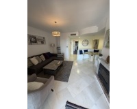 Resale - apartment - Marbella - La Mairena