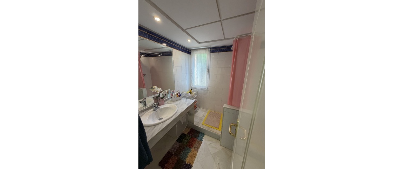 Resale - apartment - Marbella - La Mairena