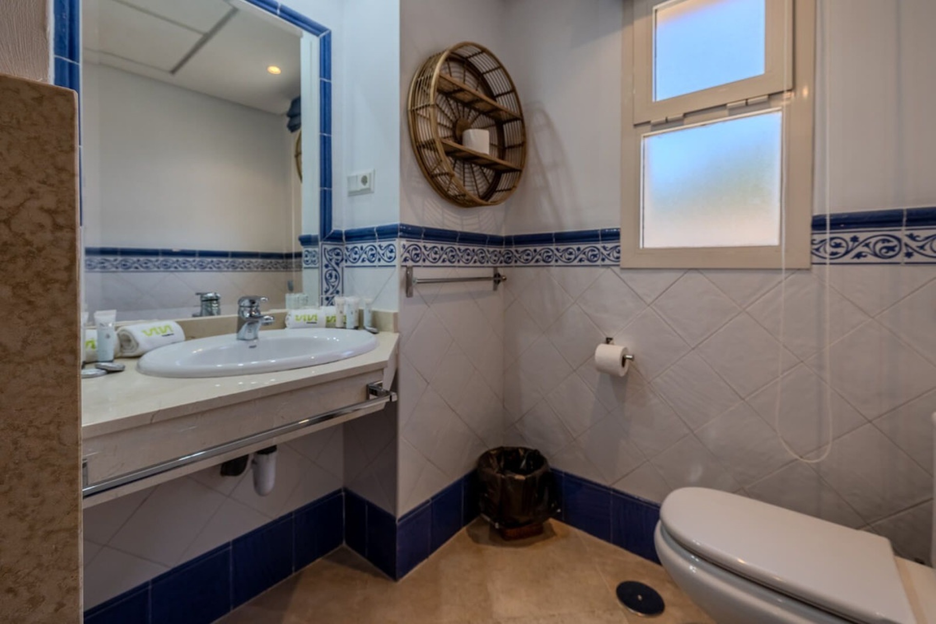 Resale - apartment - Marbella - La Mairena
