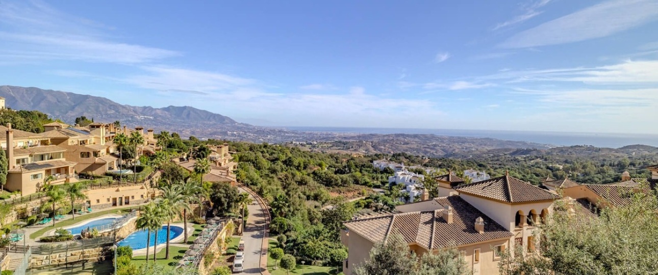 Resale - apartment - Marbella - La Mairena