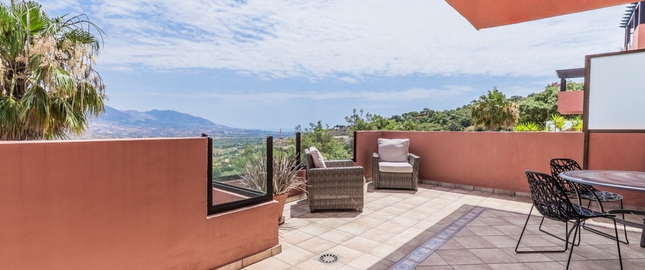 Resale - apartment - Marbella - La Mairena