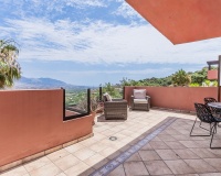 Resale - apartment - Marbella - La Mairena