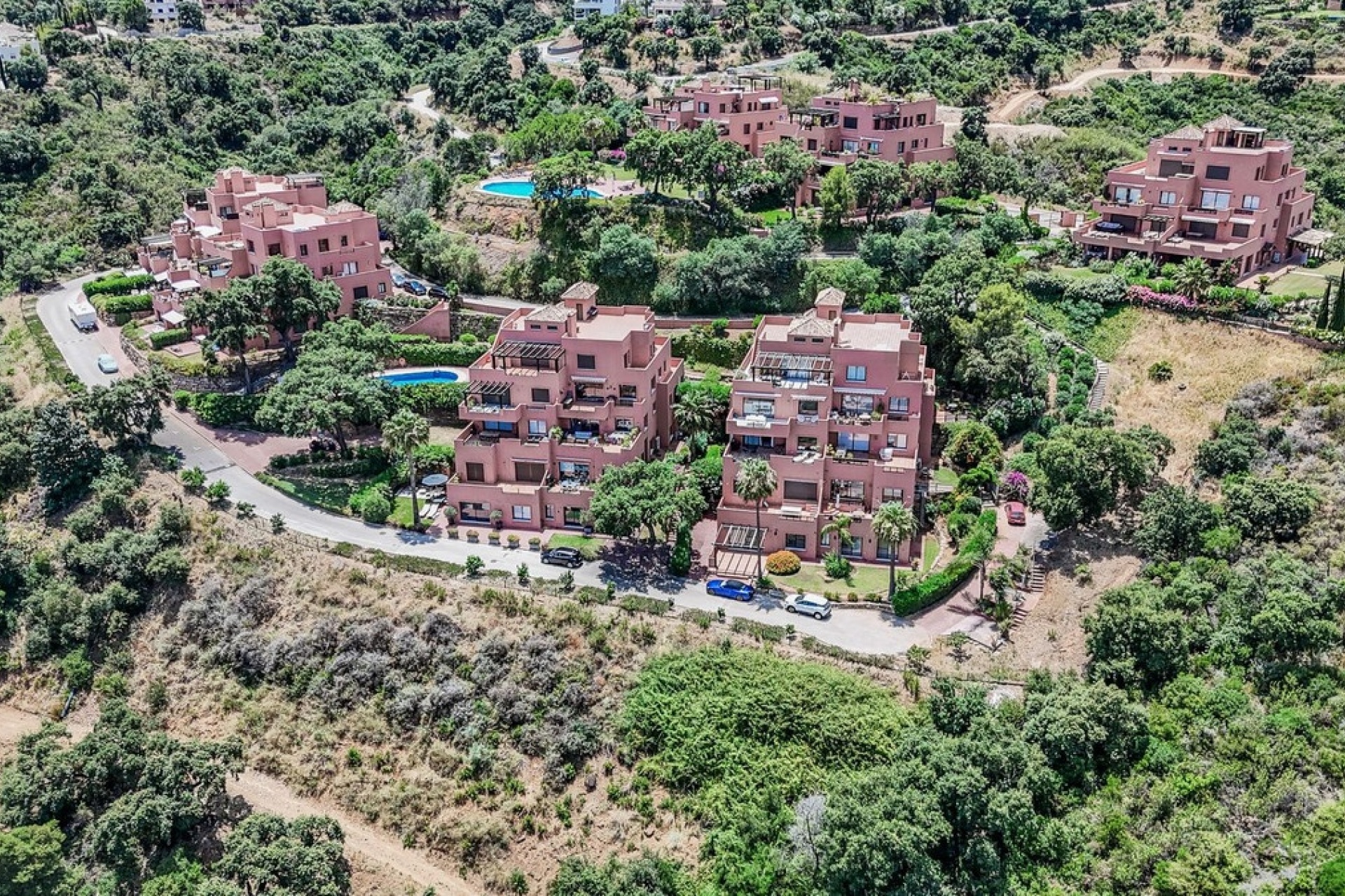 Resale - apartment - Marbella - La Mairena