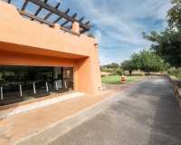 Resale - apartment - Marbella - La Mairena
