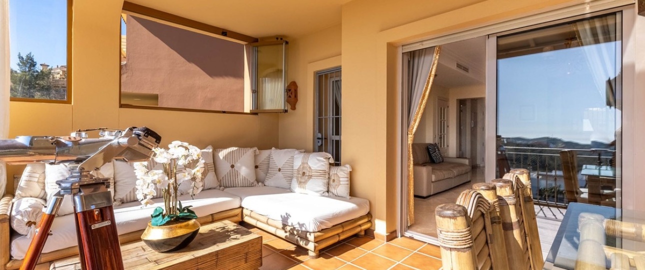 Resale - apartment - Marbella - La Mairena