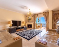 Resale - apartment - Marbella - La Mairena