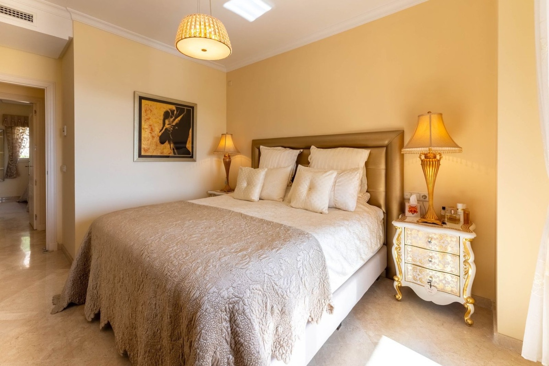 Resale - apartment - Marbella - La Mairena