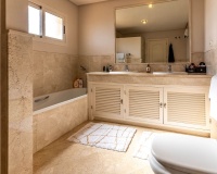 Resale - apartment - Marbella - La Mairena