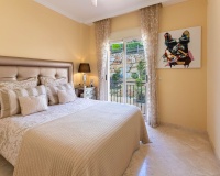 Resale - apartment - Marbella - La Mairena