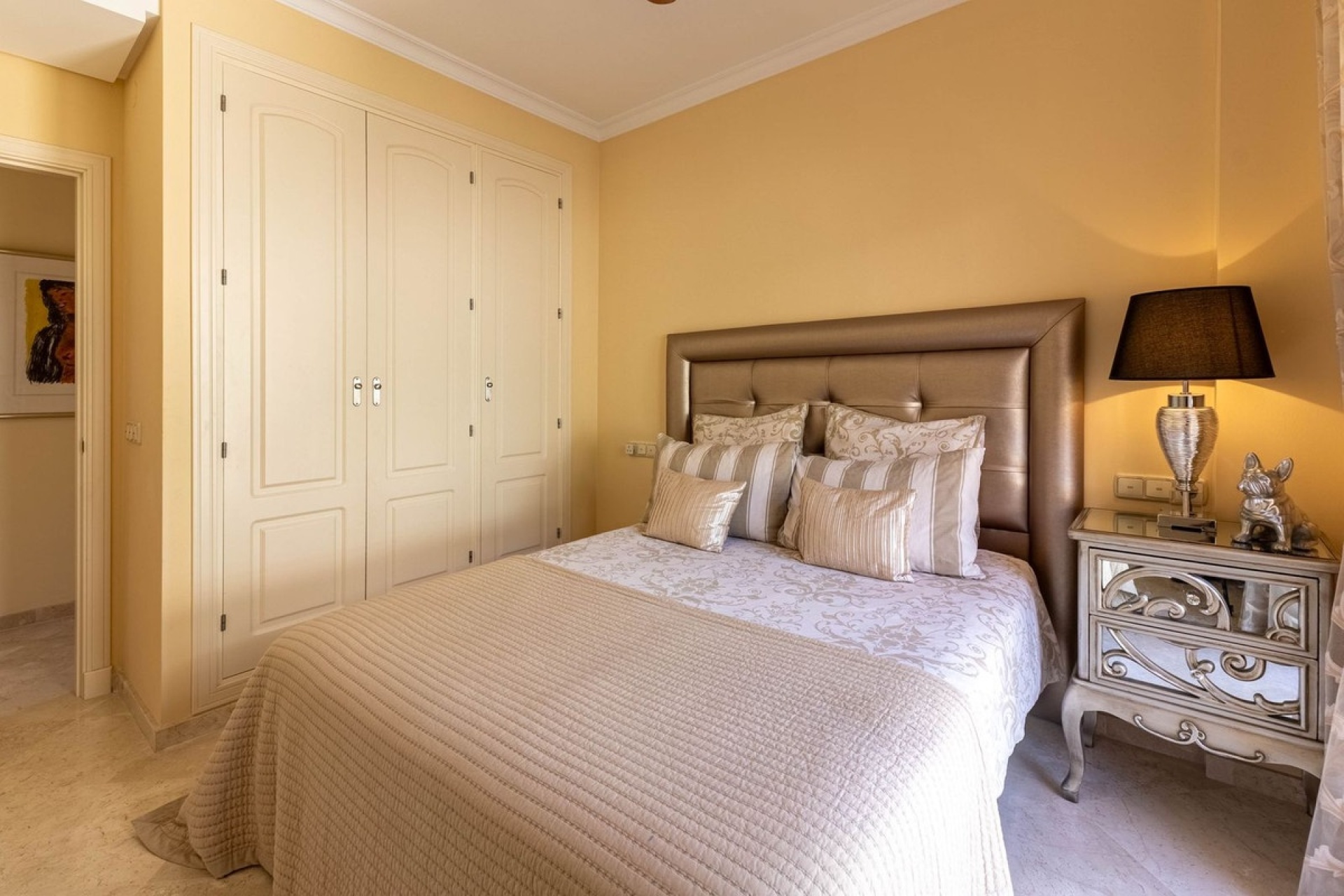 Resale - apartment - Marbella - La Mairena
