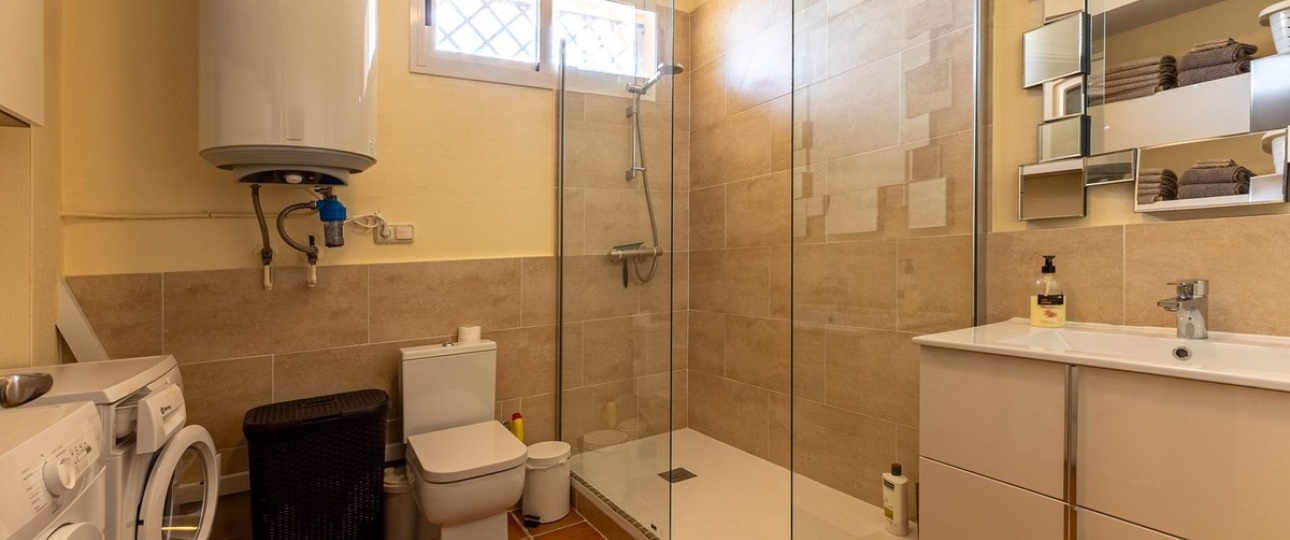 Resale - apartment - Marbella - La Mairena