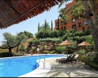 Resale - apartment - Marbella - La Mairena