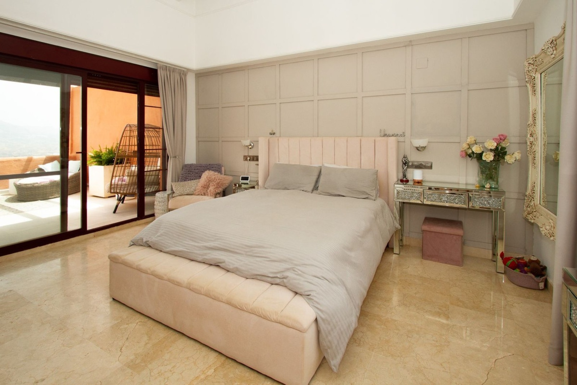 Resale - apartment - Marbella - La Mairena