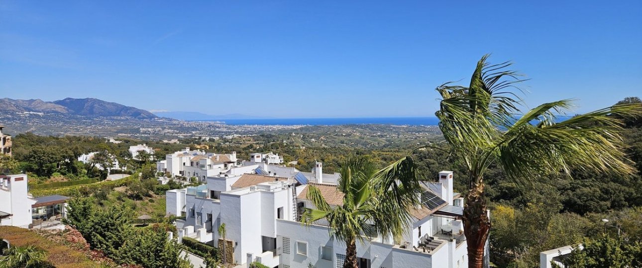 Resale - apartment - Marbella - La Mairena