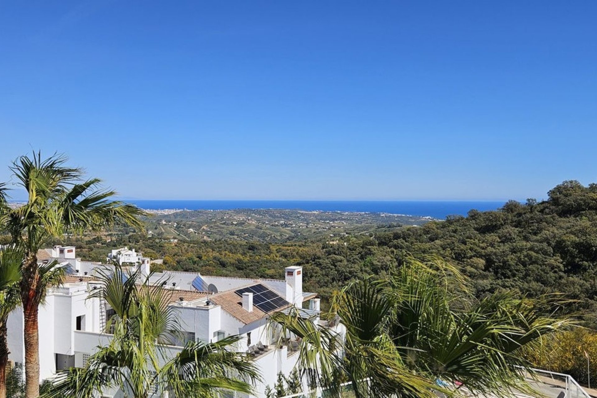 Resale - apartment - Marbella - La Mairena