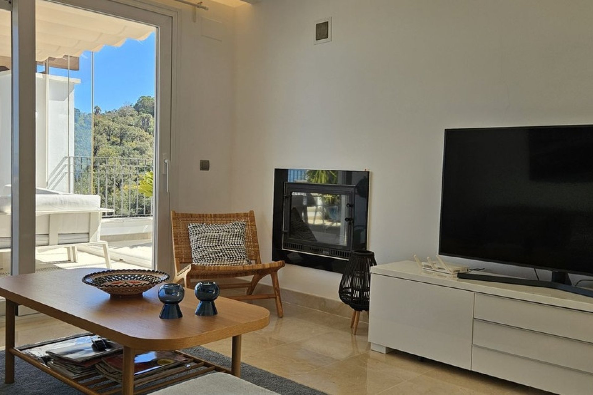 Resale - apartment - Marbella - La Mairena