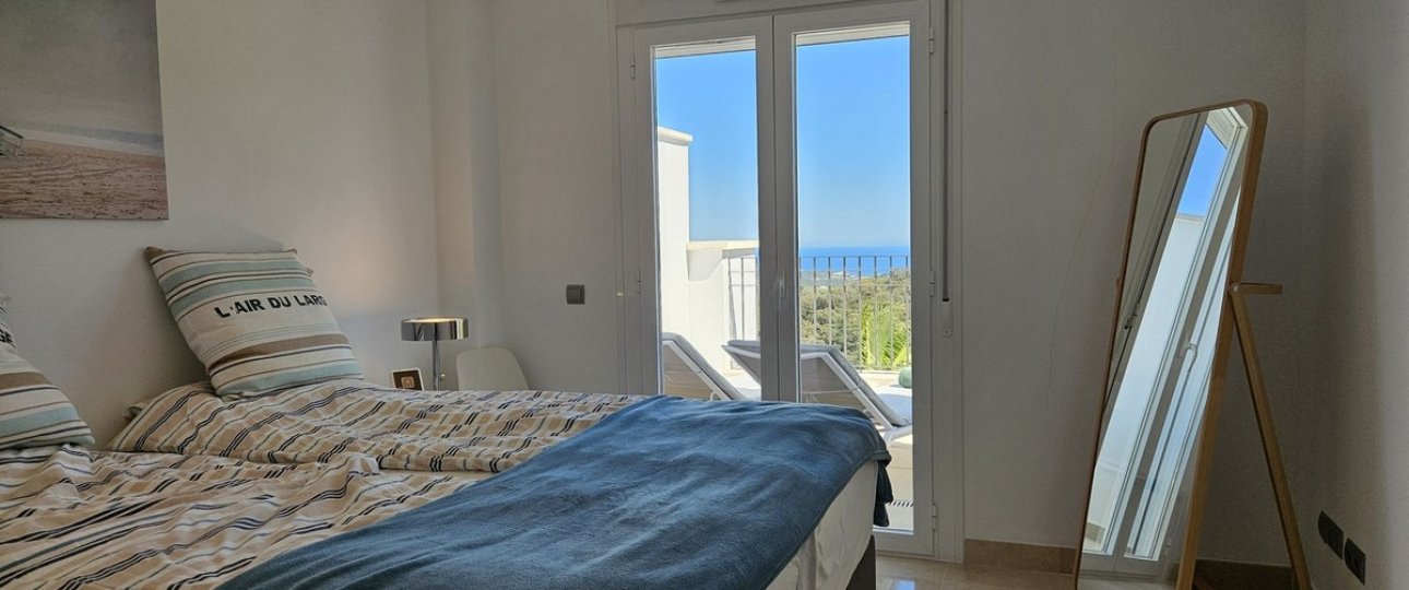 Resale - apartment - Marbella - La Mairena
