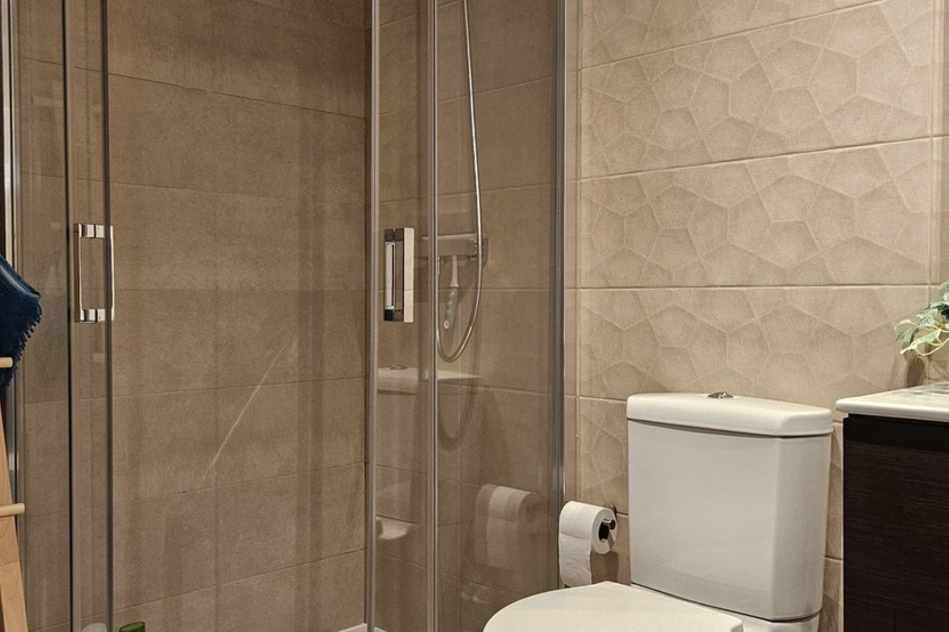 Resale - apartment - Marbella - La Mairena