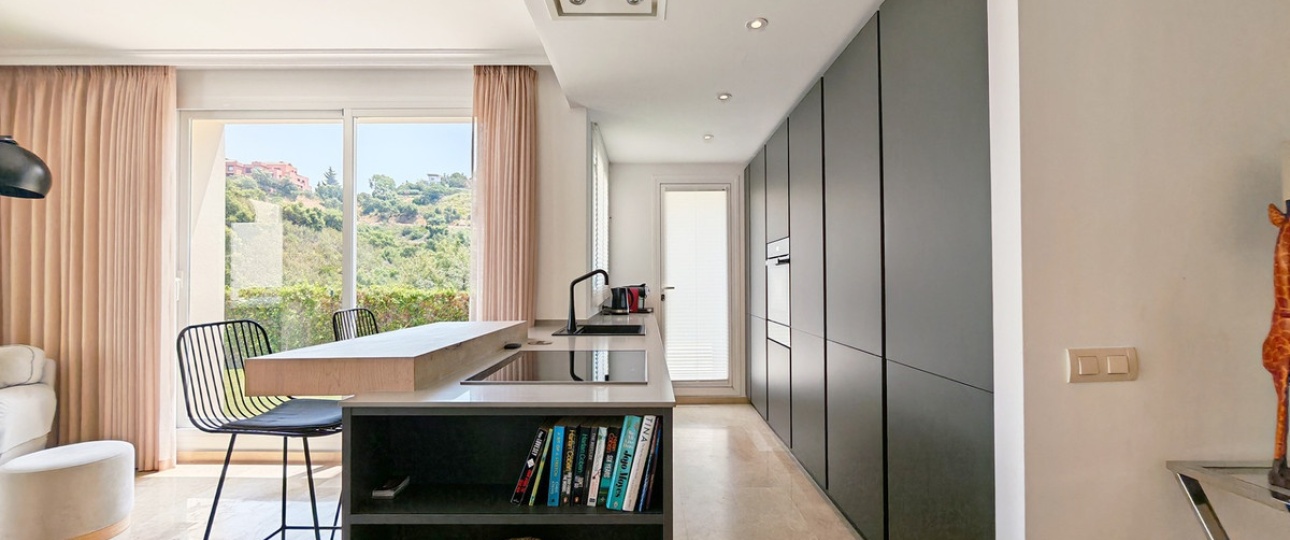 Resale - apartment - Marbella - La Mairena