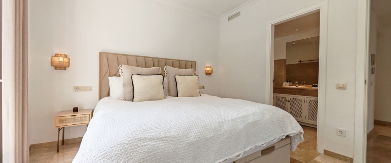 Resale - apartment - Marbella - La Mairena