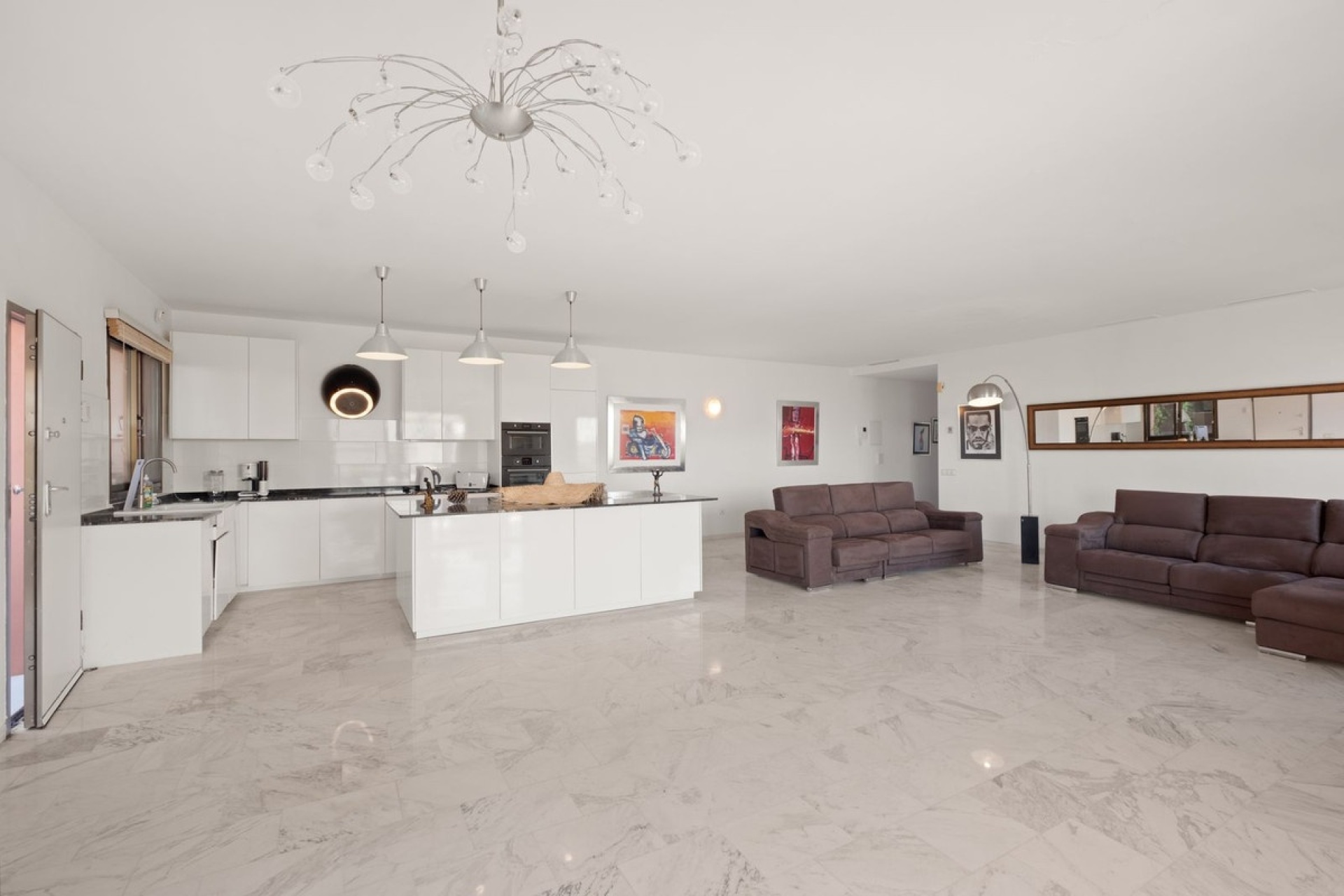 Resale - apartment - Marbella - La Mairena