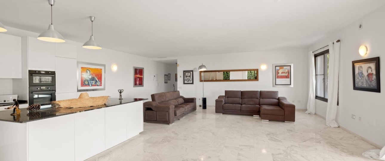 Resale - apartment - Marbella - La Mairena