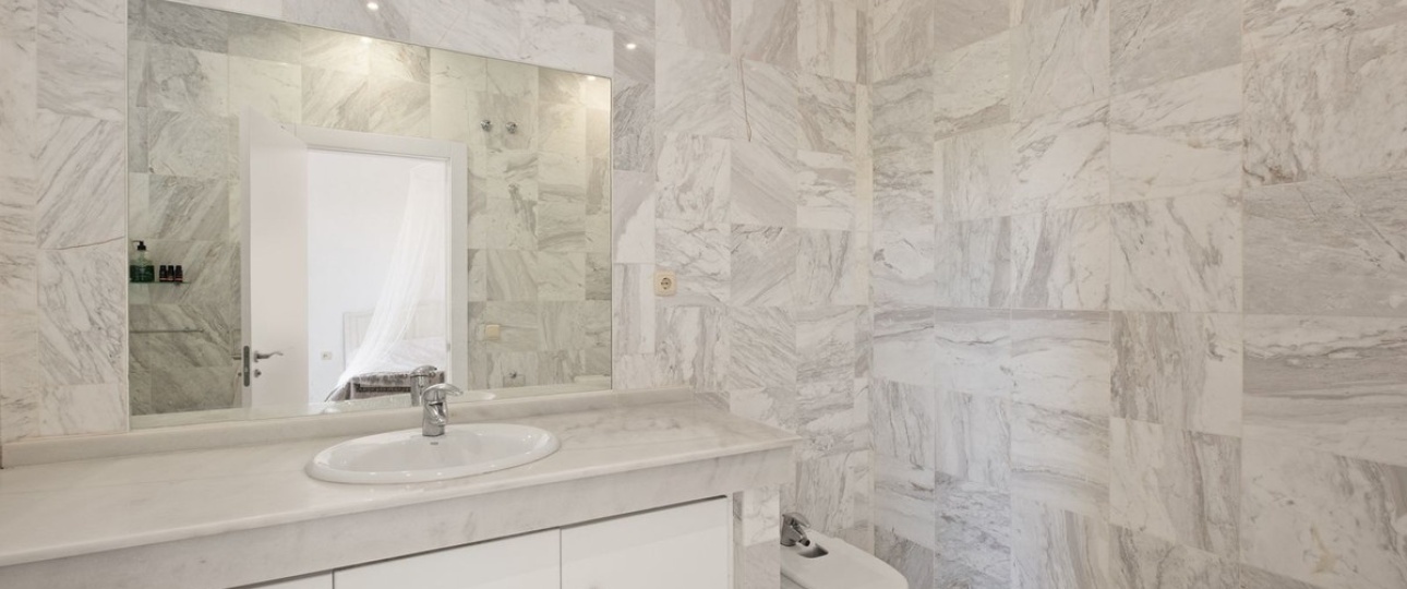 Resale - apartment - Marbella - La Mairena