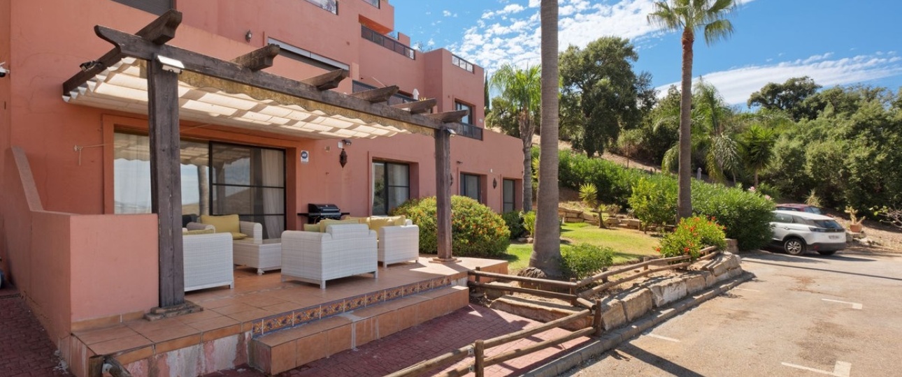 Resale - apartment - Marbella - La Mairena