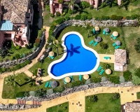 Resale - apartment - Marbella - La Mairena