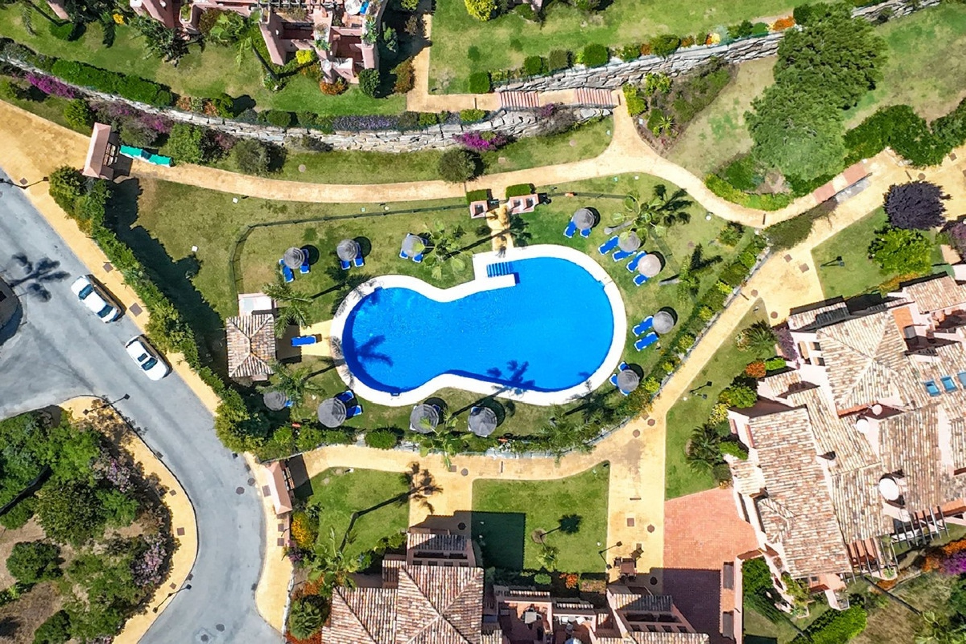 Resale - apartment - Marbella - La Mairena