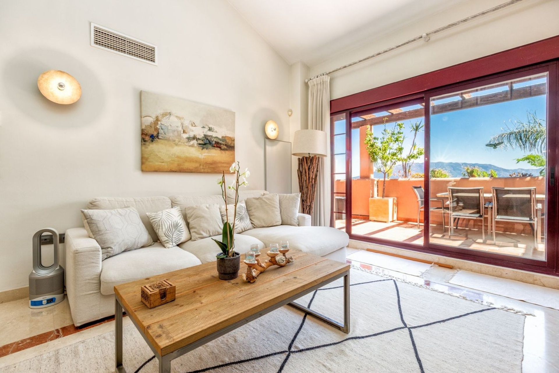 Resale - apartment - Marbella - La Mairena