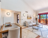 Resale - apartment - Marbella - La Mairena