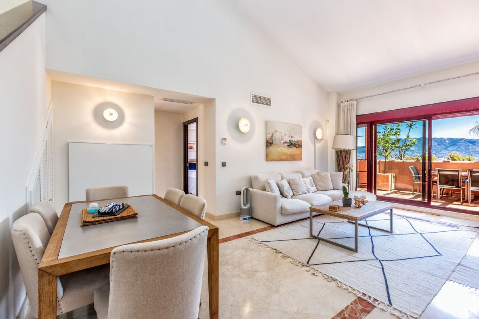 Resale - apartment - Marbella - La Mairena