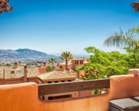 Resale - apartment - Marbella - La Mairena