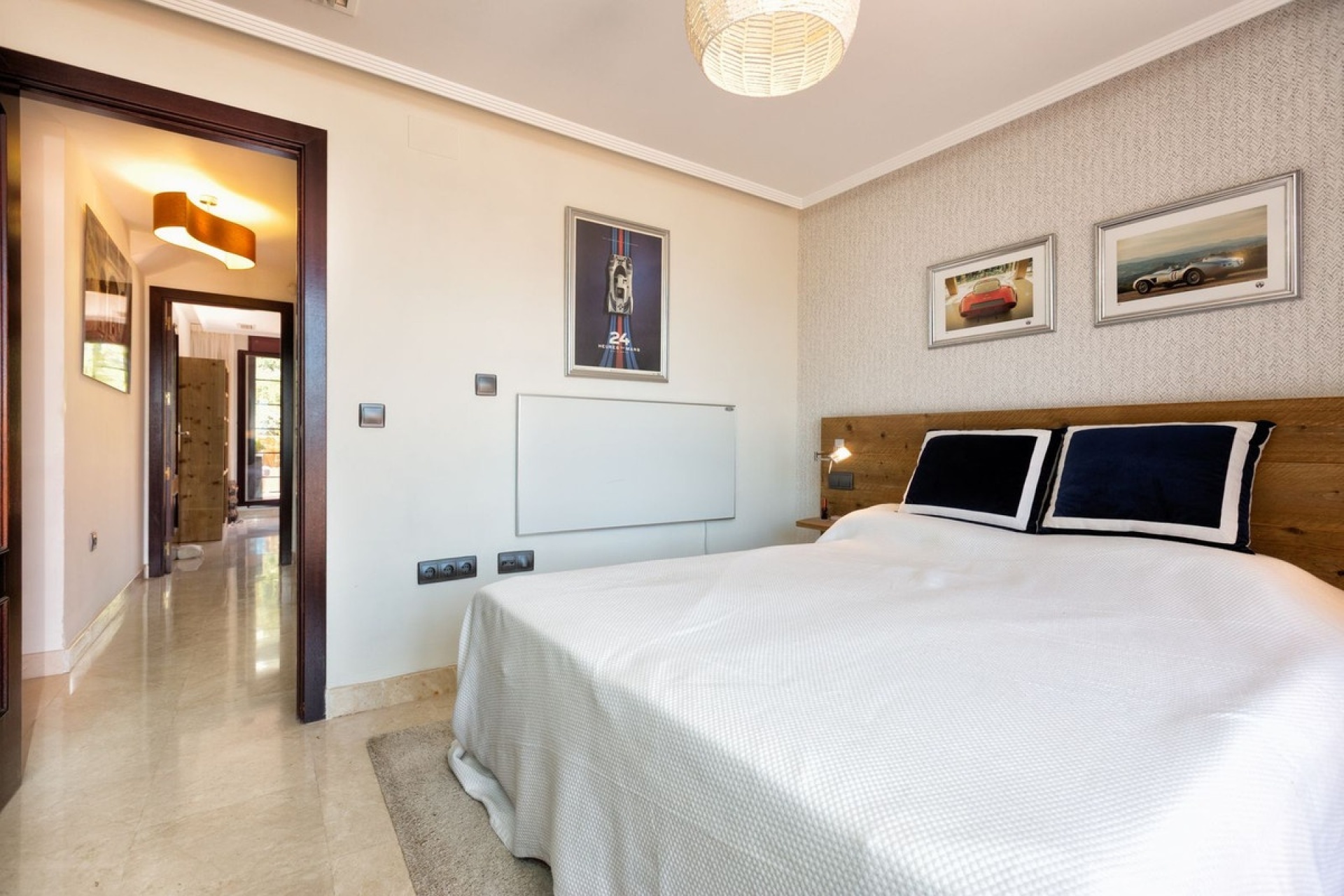 Resale - apartment - Marbella - La Mairena