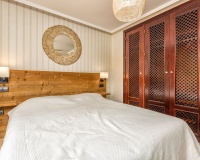 Resale - apartment - Marbella - La Mairena