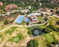 Resale - apartment - Marbella - La Mairena