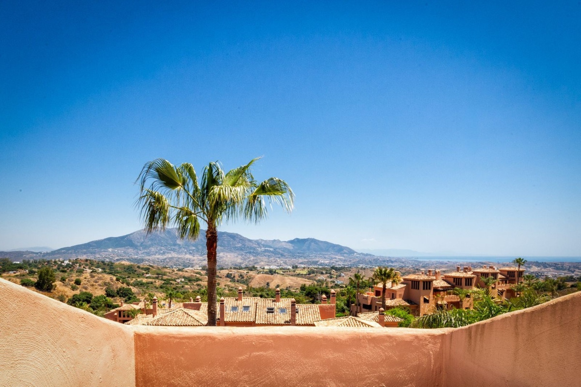 Resale - apartment - Marbella - La Mairena