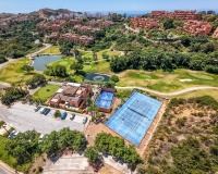 Resale - apartment - Marbella - La Mairena