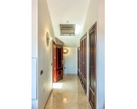 Resale - apartment - Marbella - La Mairena