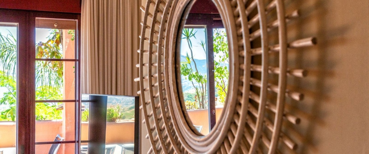 Resale - apartment - Marbella - La Mairena