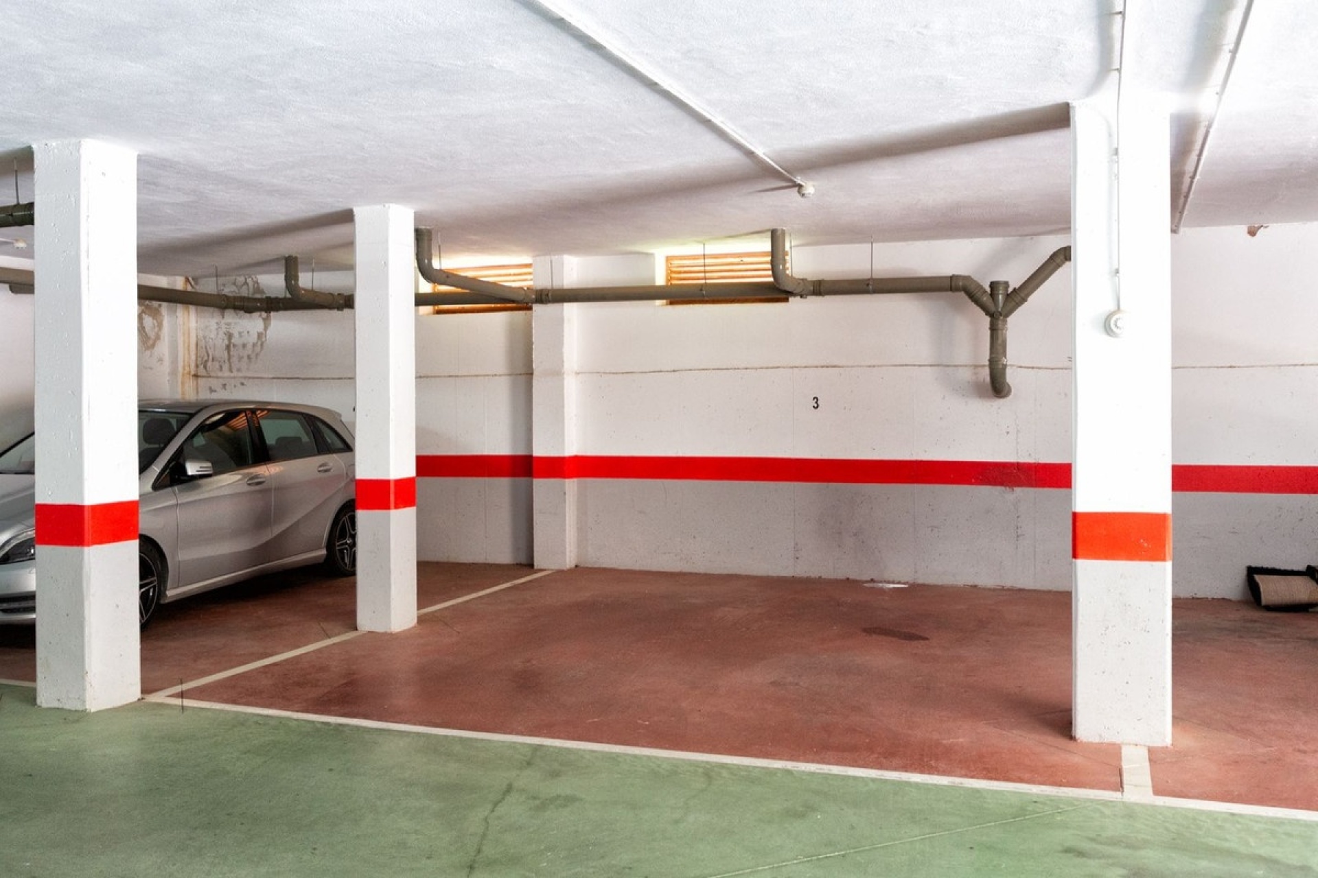 Resale - apartment - Marbella - La Mairena