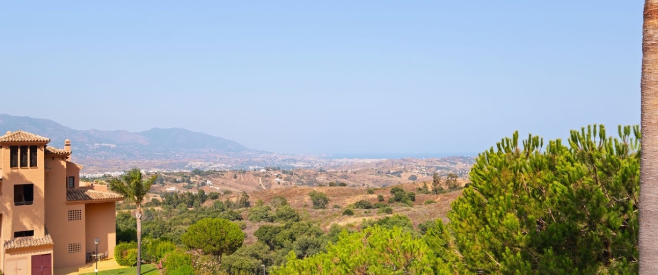 Resale - apartment - Marbella - La Mairena