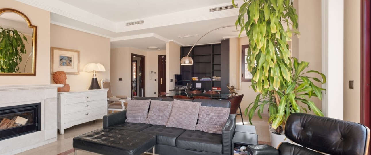 Resale - apartment - Marbella - La Mairena