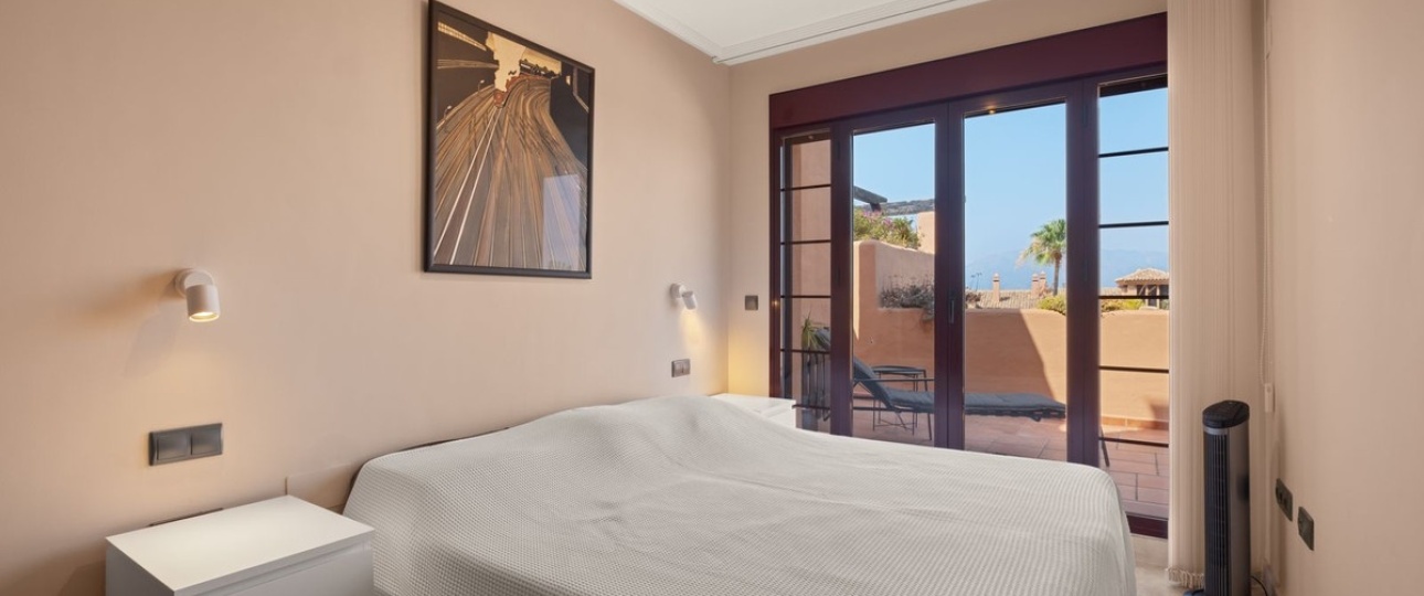 Resale - apartment - Marbella - La Mairena