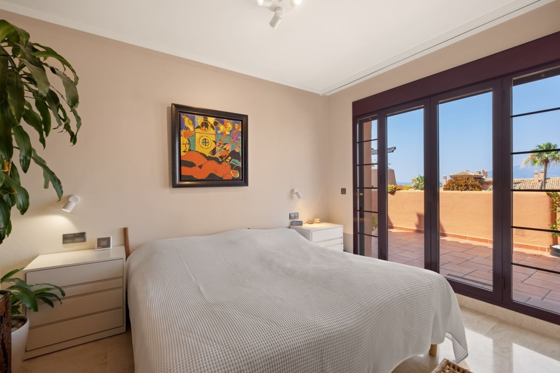 Resale - apartment - Marbella - La Mairena