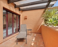 Resale - apartment - Marbella - La Mairena