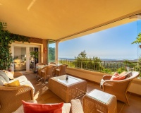 Resale - apartment - Marbella - La Mairena