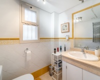 Resale - apartment - Marbella - La Mairena