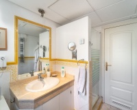 Resale - apartment - Marbella - La Mairena